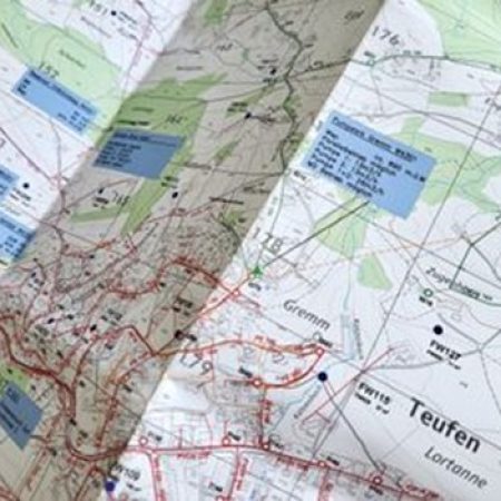 Plan für Ingenieurbüro, geplottet und gefaltet